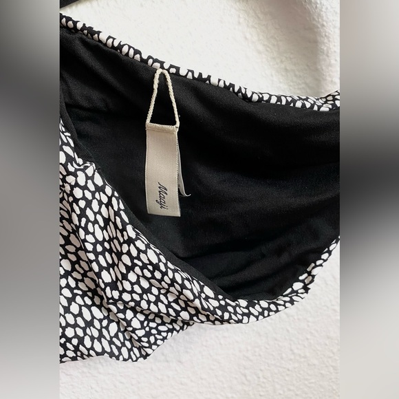 Dianthus Alicia Trikini One Piece by Maaji - Picture 6 of 7